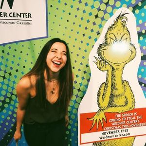 Meet your Posher, Neely